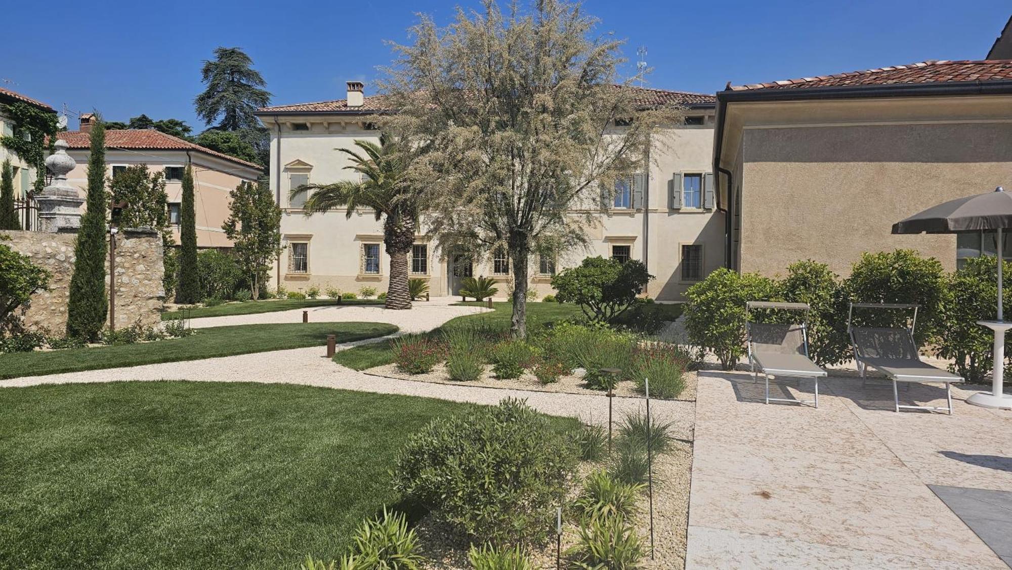Villa Tosi - Luxury Apartments In Villa Veneta Tregnago Luaran gambar